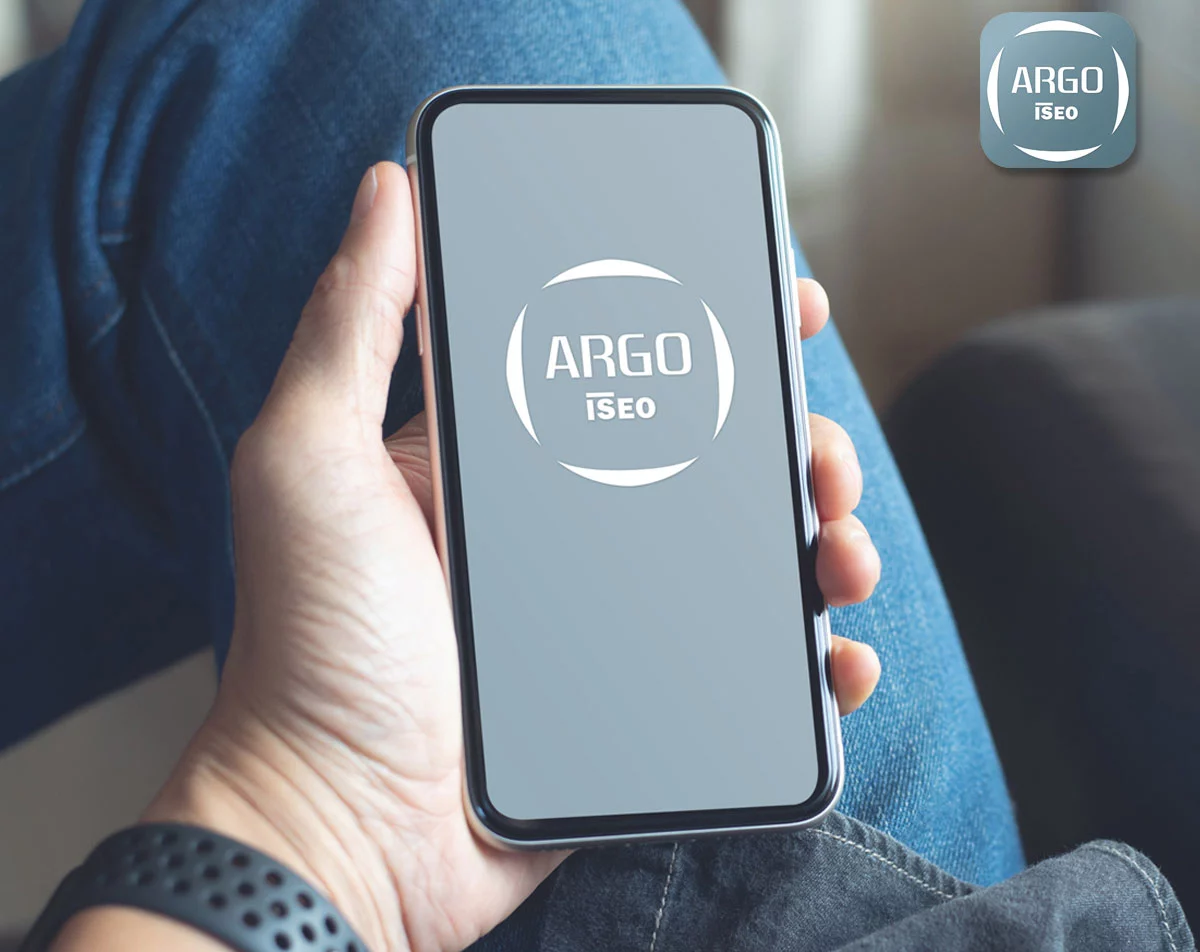 Smartfon z zainstalowana aplikacja Argo